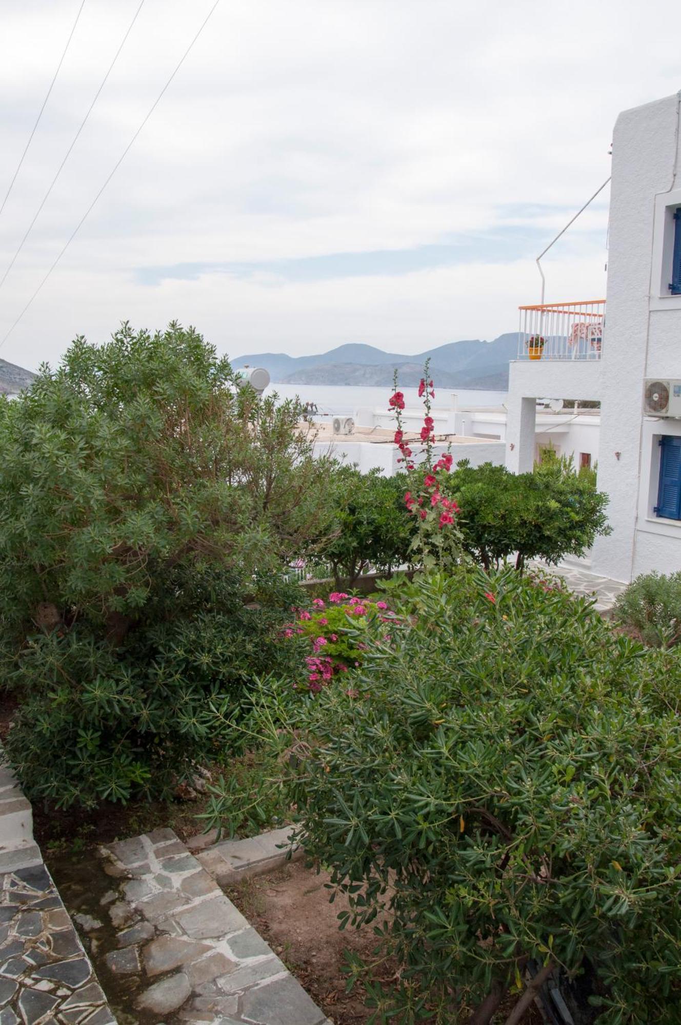 Tatsis Apartments Masouri Exterior foto