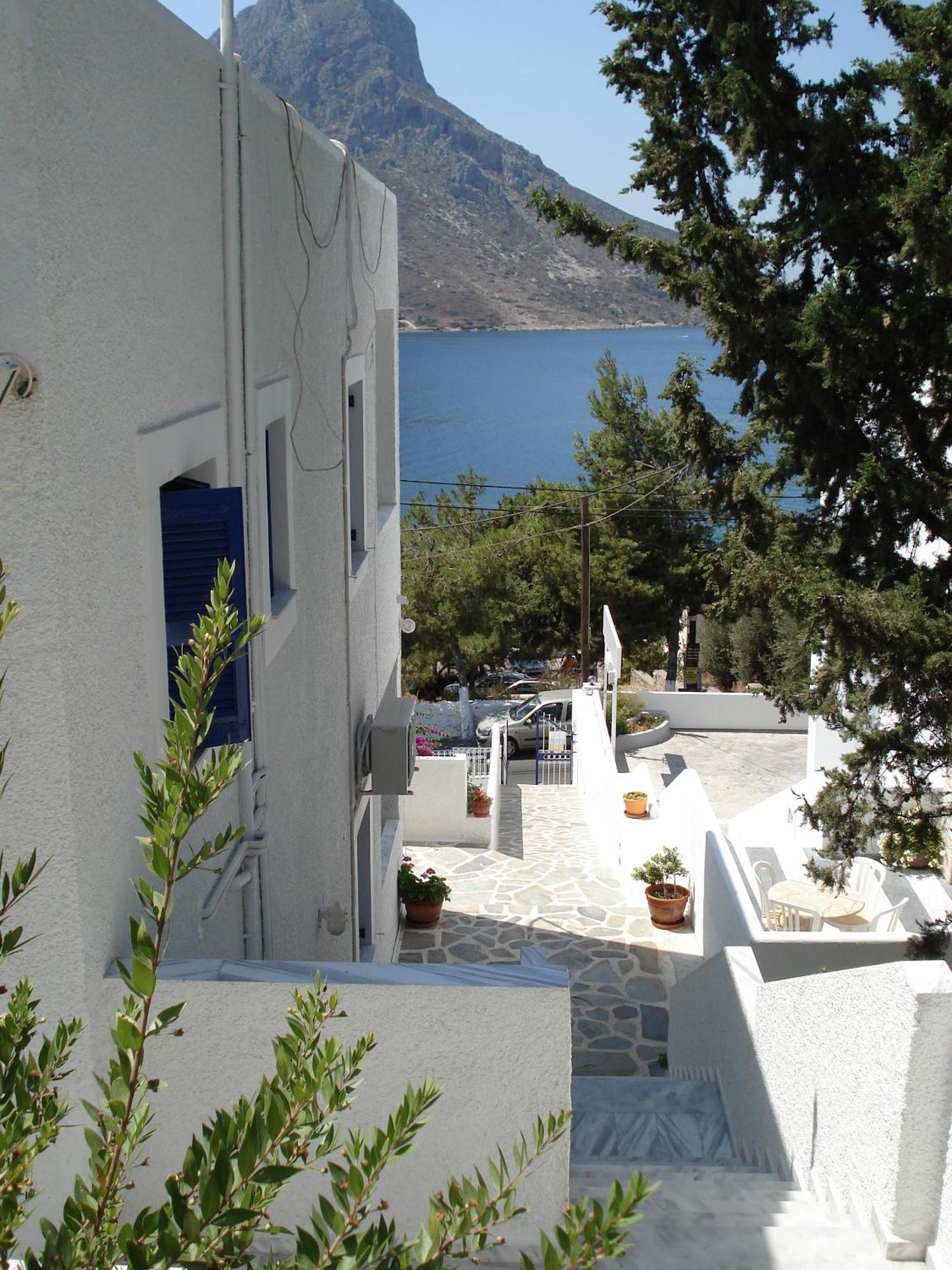 Tatsis Apartments Masouri Exterior foto